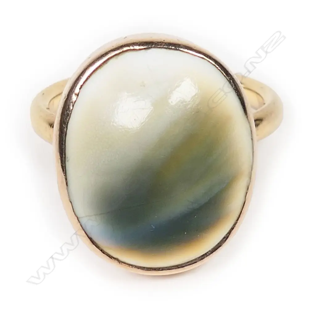 James Pascoe (Auckland) c1900 18ct gold and cats eye ring, Image 1++